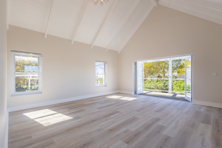 4 Bedroom Property for Sale in Thesen Islands Western Cape